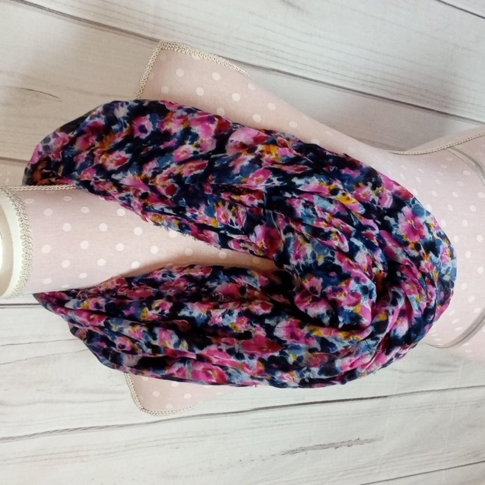Aeropostale infinity scarf‎